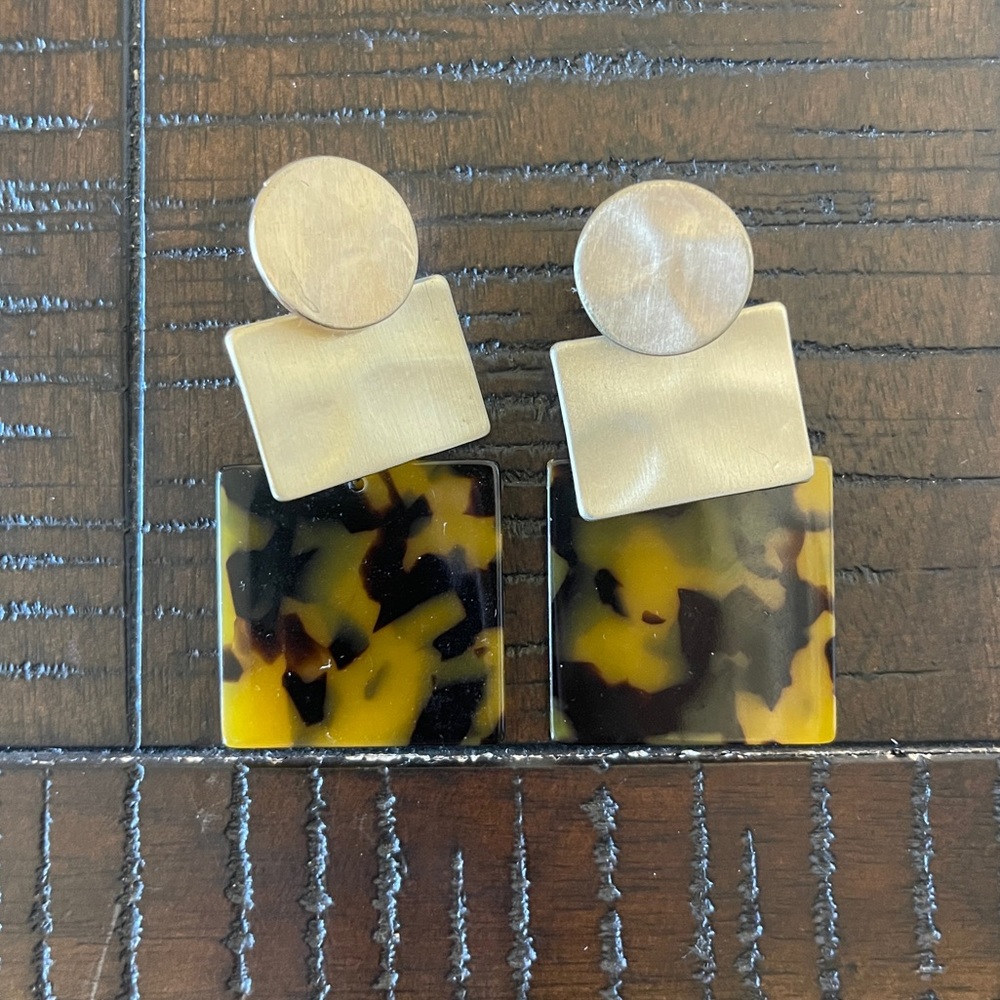 Francesca’s gold and tortoise earrings